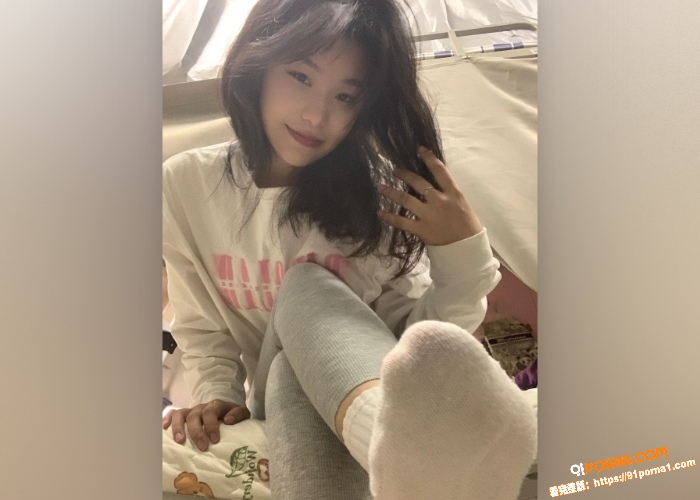 女同 短发女王一次性淫语...（1）