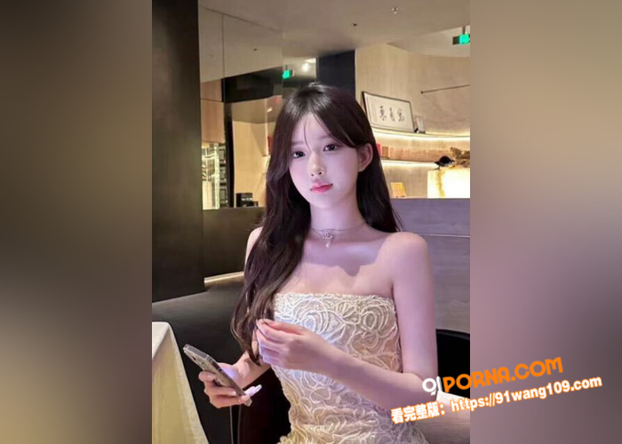 推特高颜值网黄 在机场吸...（3）