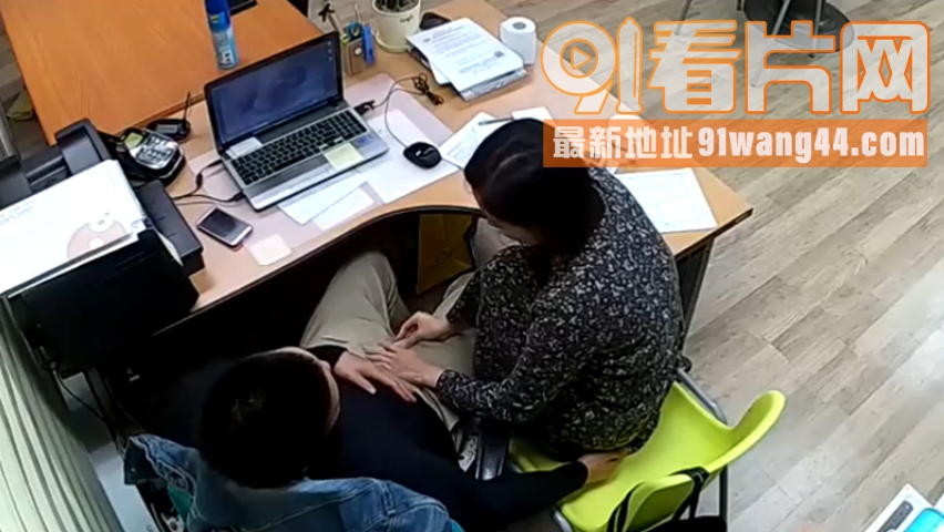 监控摄像头破解！公司经理...（1）