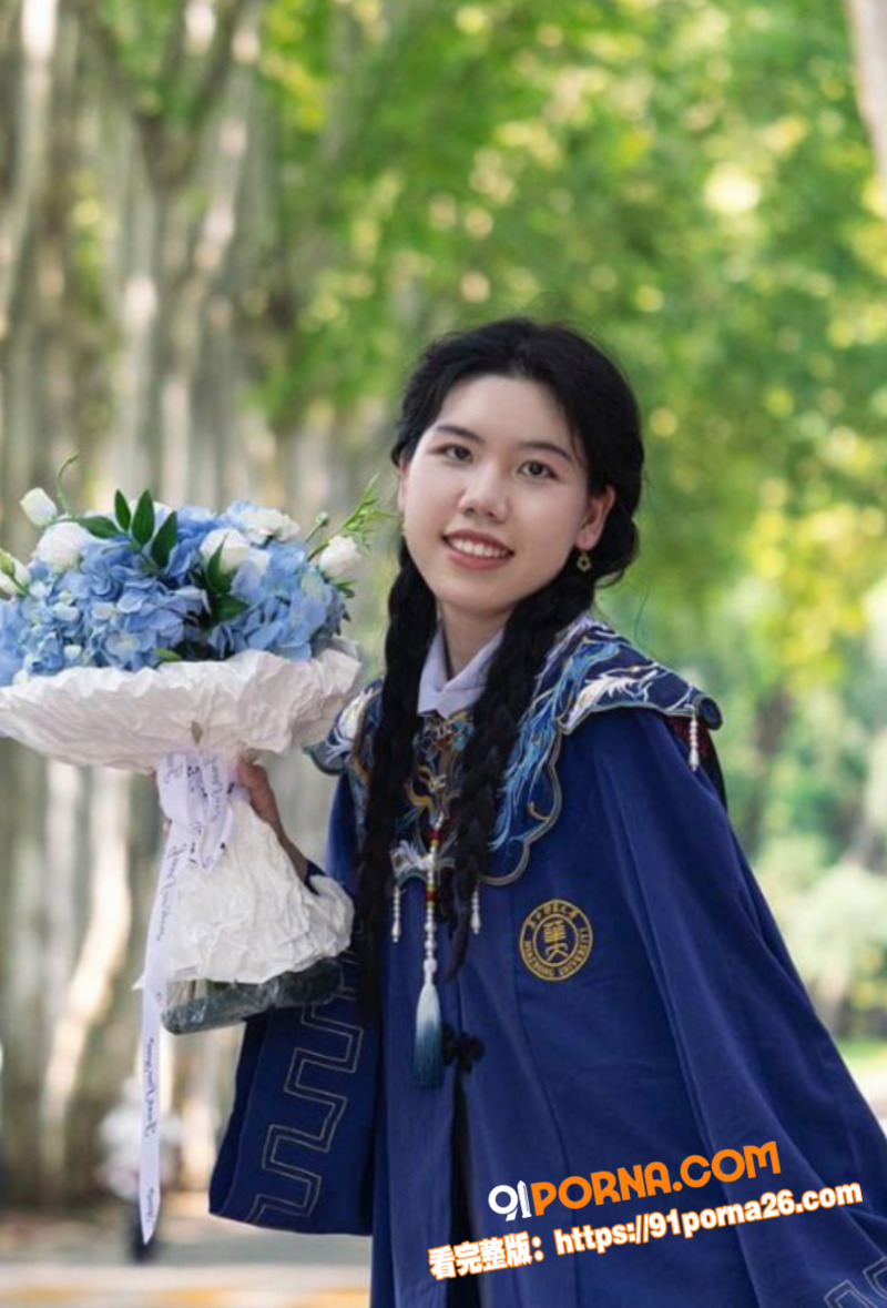 青海师范大学校花 李佳楠...（1）