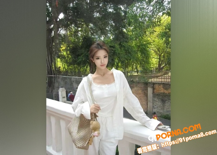 饥渴小姨子勾引大屌猥琐姐...（1）