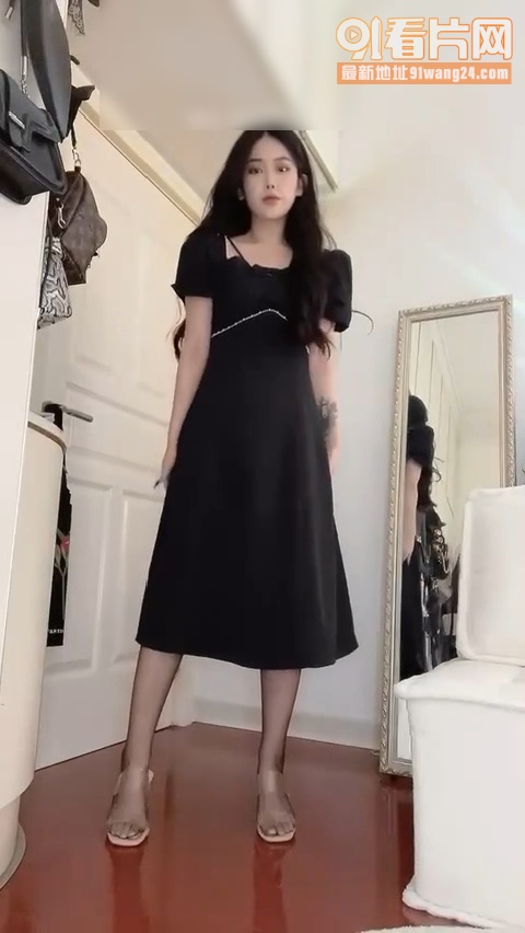 易直播 椰子水 高颜值美...（4）