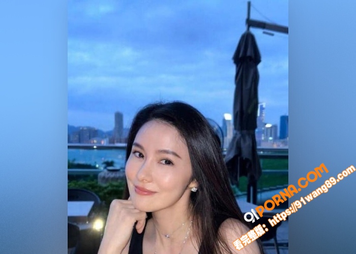 香港大学反差小母狗 Au...（4）