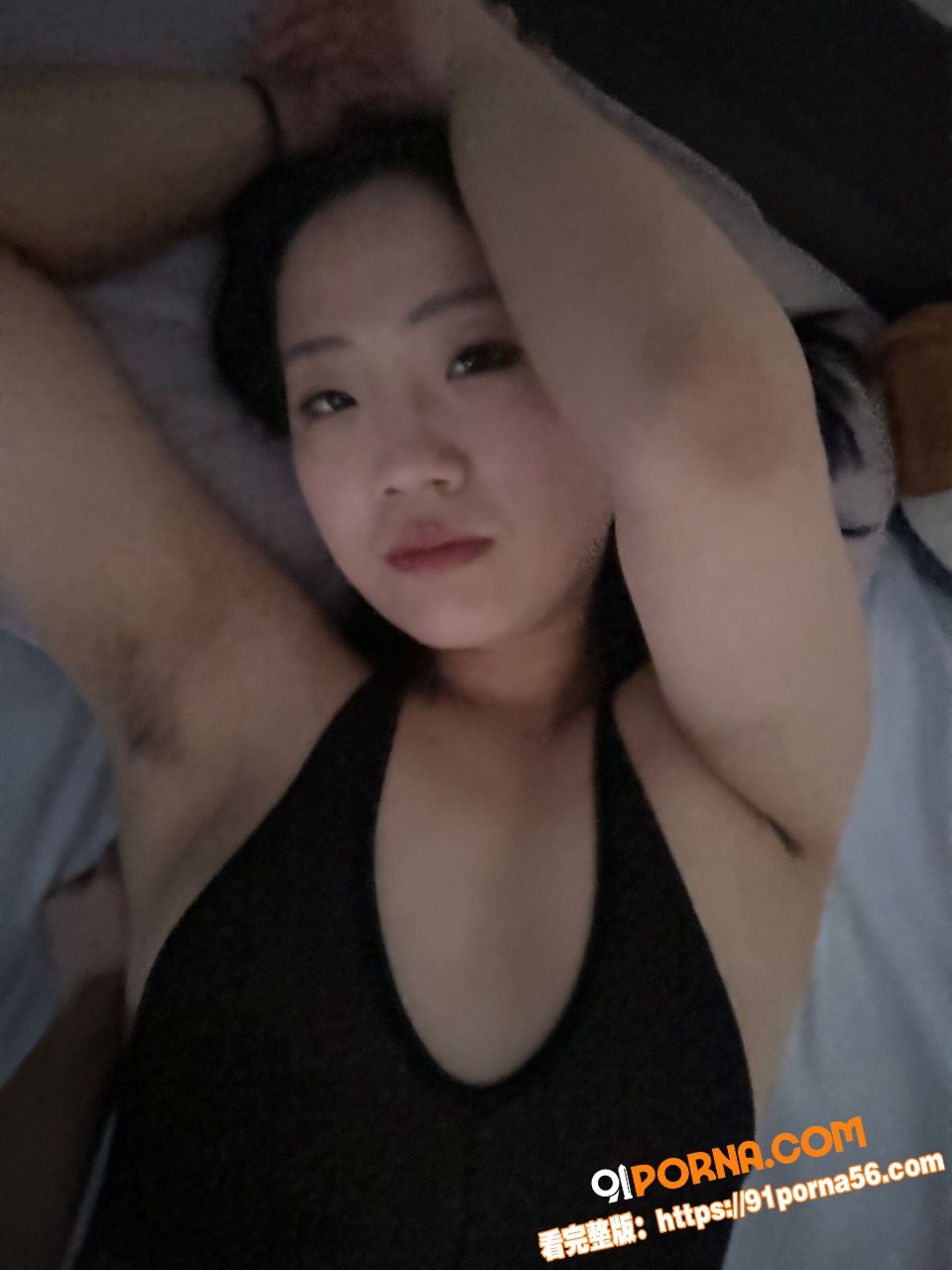大专妹不雅泄密！表面文静...（1）