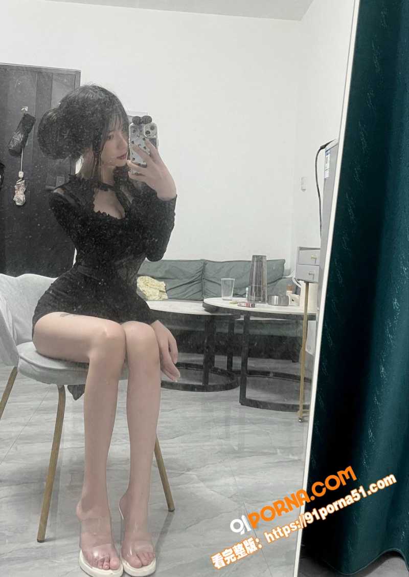 黑丝纹身精神小妹私拍泄密...（4）