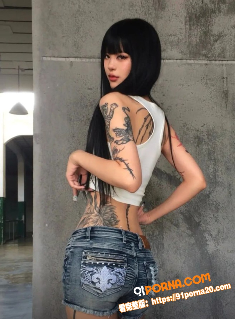 甜美情侣伙同黑人夫妻性爱...（1）