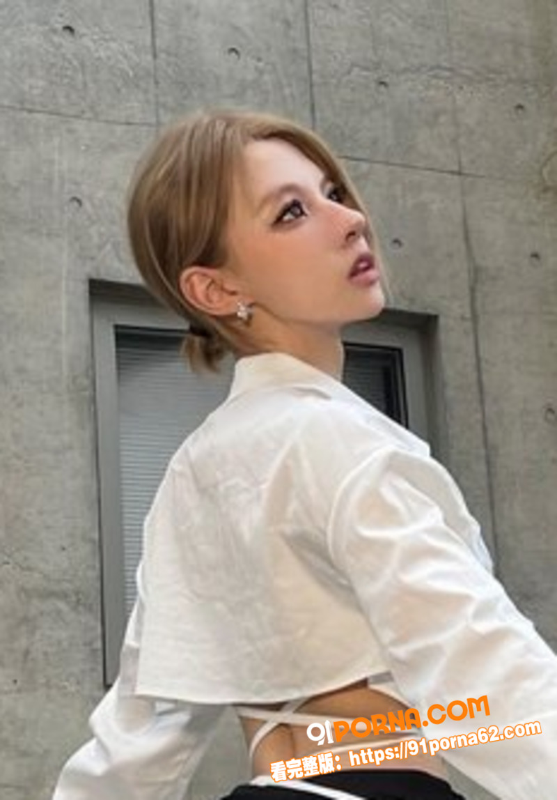 高颜值英国留学生秋山桃下...（3）
