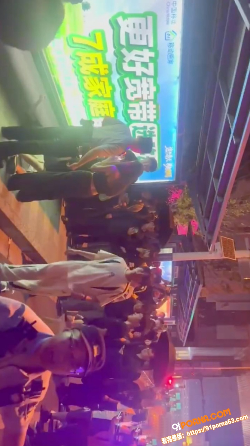 徐州嚣张俄籍情侣挑衅辱民...（8）