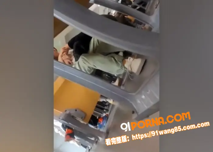 大学教室秒变偶像剧 学生...（1）