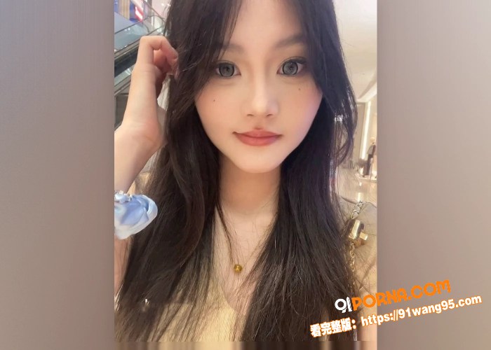 巨乳学生妹 私下和男友做...（2）
