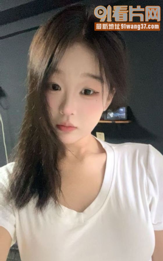 河南18岁小母狗 李文菲...（1）