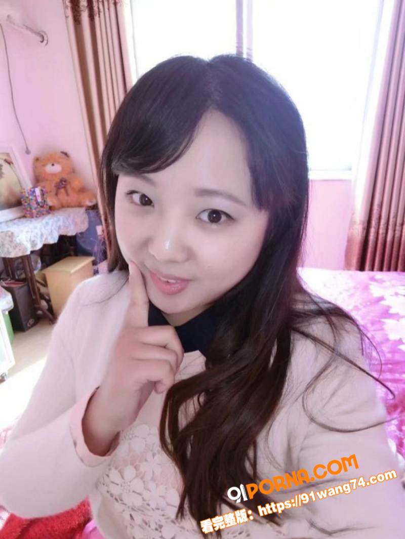 风韵犹存的母狗少妇 居家...（3）