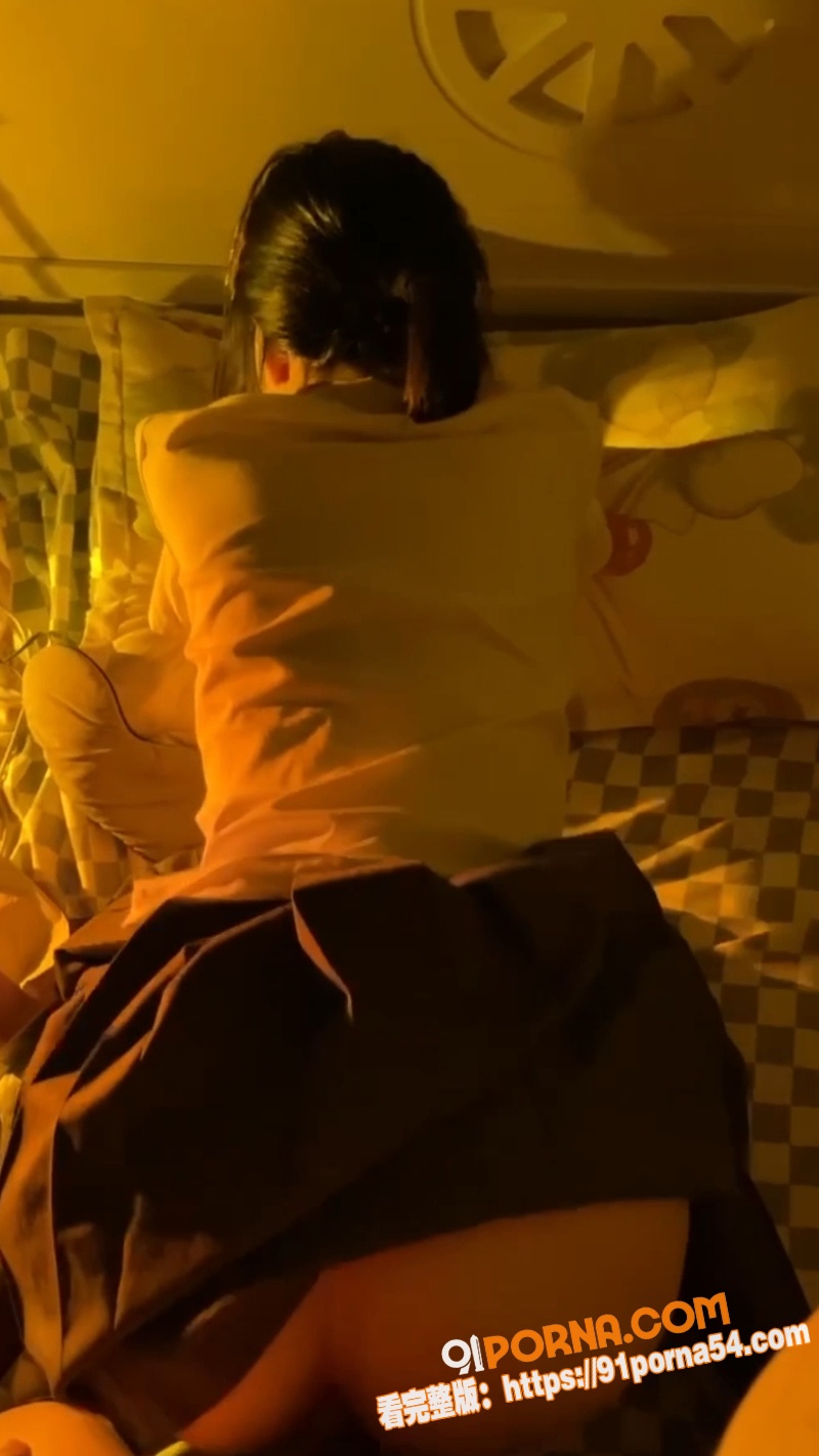 可爱清纯大一学妹视频泄露...（8）