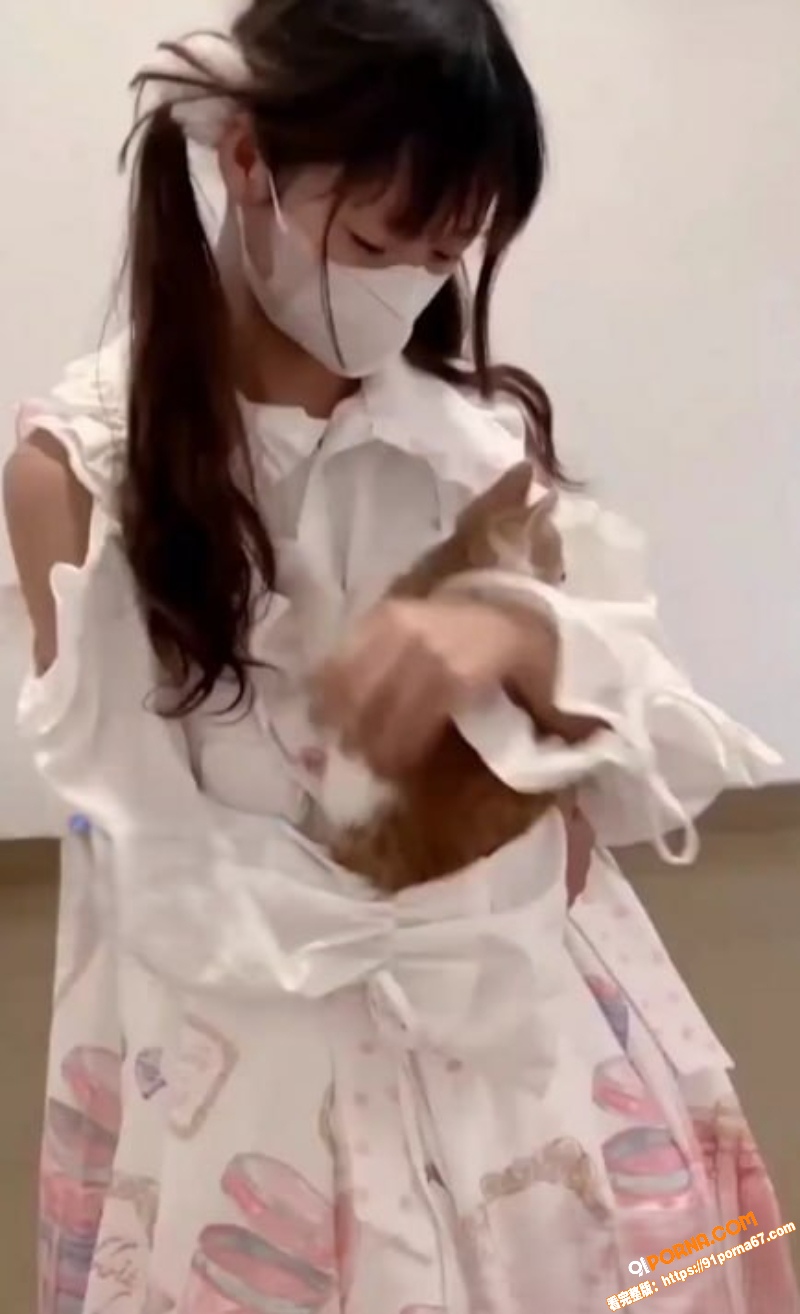 福建兄妹神作 哥哥用粉裙...（7）