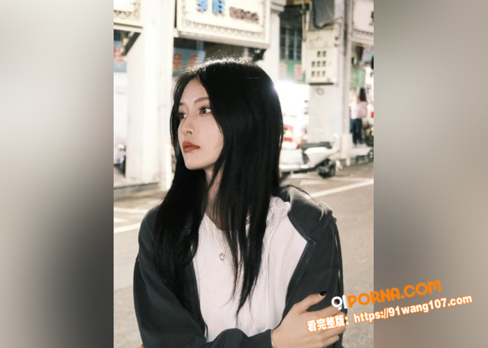 推特网红 小怡爽 长像神...（2）
