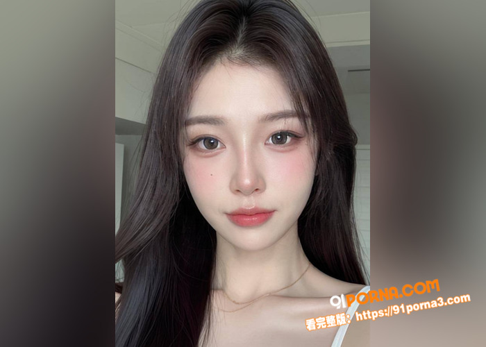 高颜值留学生妹子 身材娇...（2）