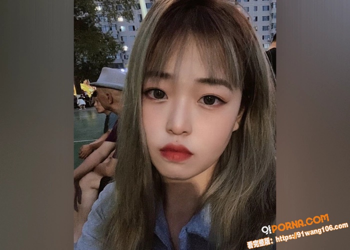高颜值学生妹 出轨闺蜜老...（4）