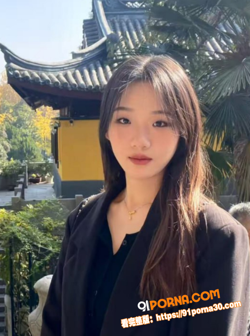 重庆大学巨乳学妹 梁紫莹...（2）