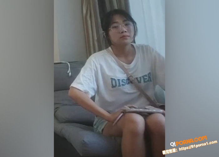 富二代约操女大学生 表面...（4）