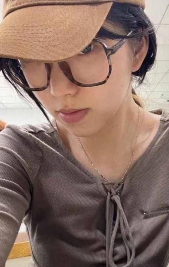 南昌艺术学院 22届学姐...（1）