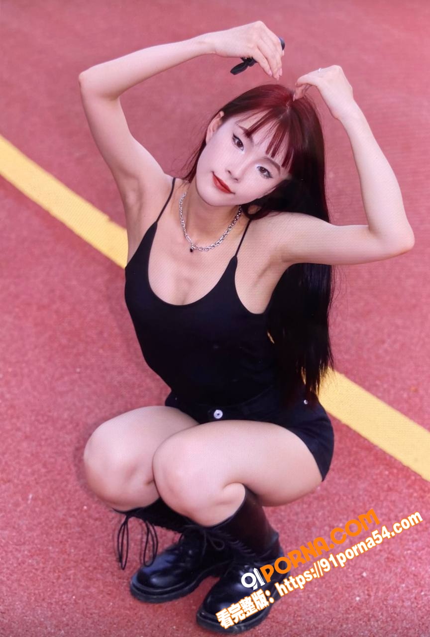 百变大学生情侣自拍泄密！...（1）