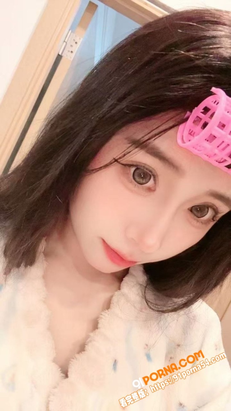 粉嫩骚货S级自拍不雅视频...（2）