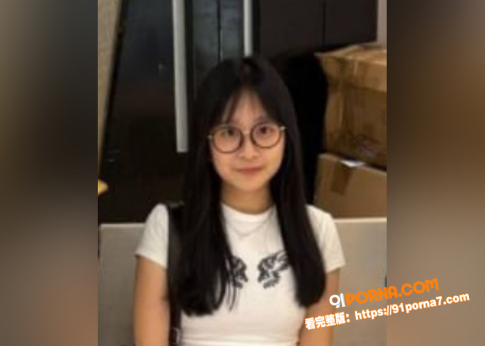香港极品反差学妹朱双双,...（1）