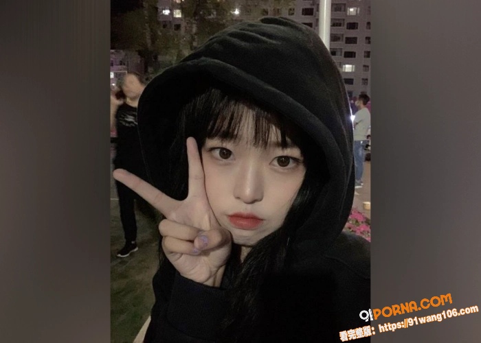 高颜值学生妹 出轨闺蜜老...（1）