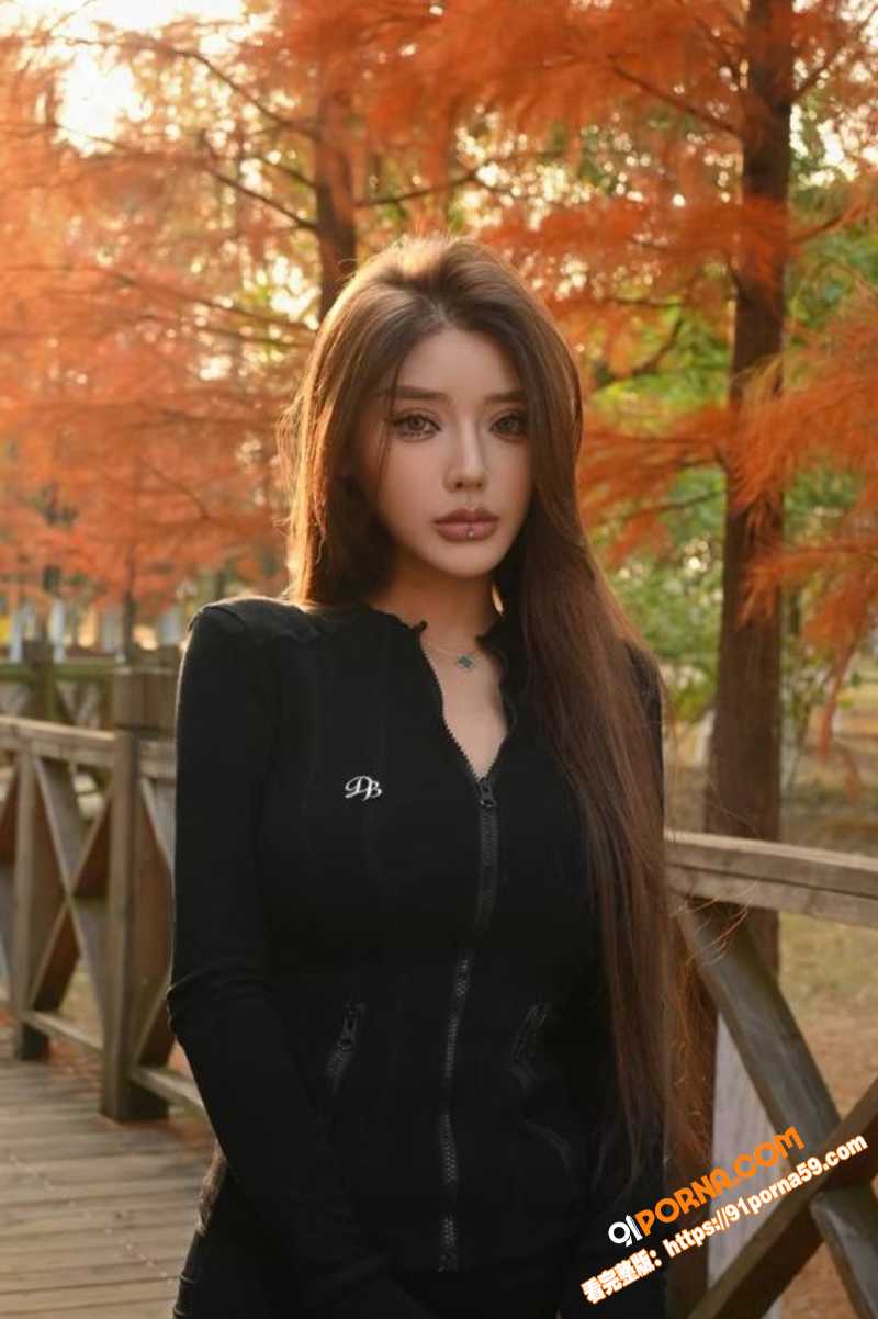 江西网红女神33深夜私密...（1）