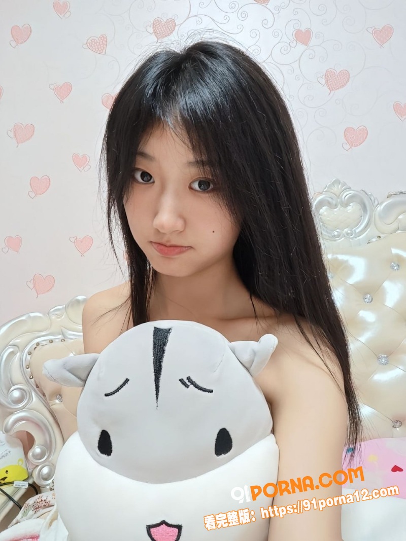 广东风骚反差婊和男友性爱...（3）