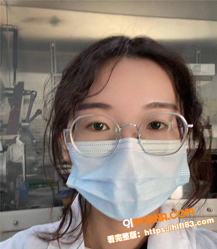 清纯眼镜妹大学生私下狂野...（6）