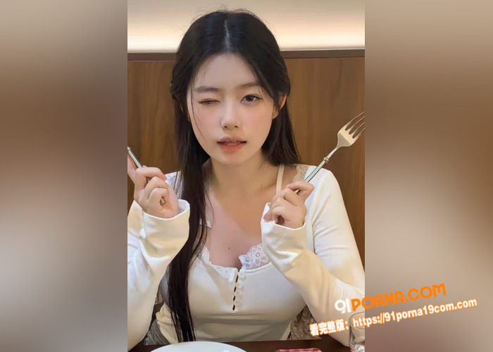 绝色巨乳美女下海直播圈钱...（2）