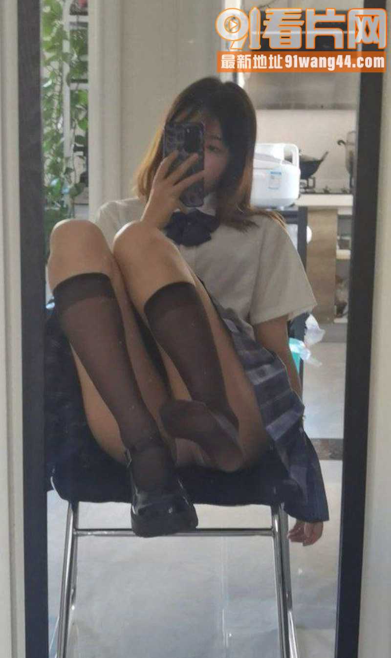清纯反差小母狗：项上齿痕...（6）