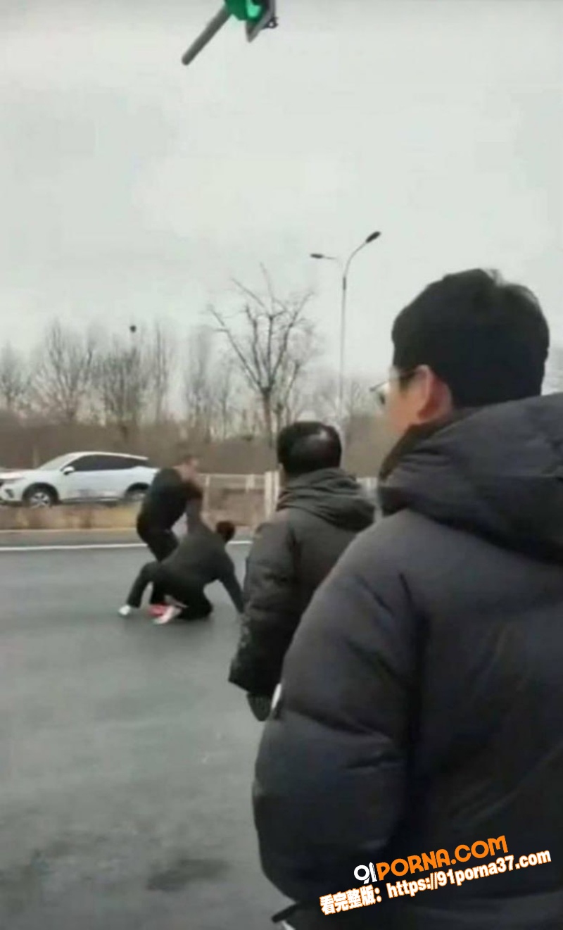 河北秦皇岛阿那亚绿帽怒砍...（18）