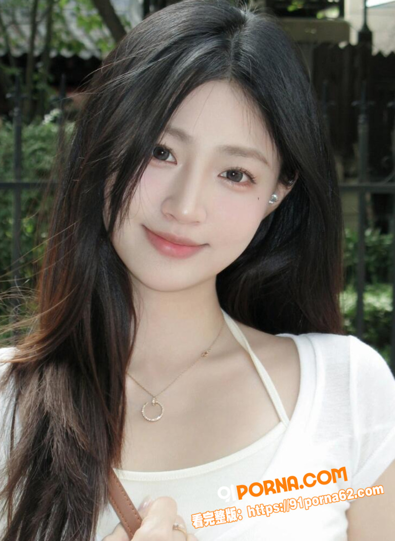 极品身材长发美女泡芙卷卷...（1）