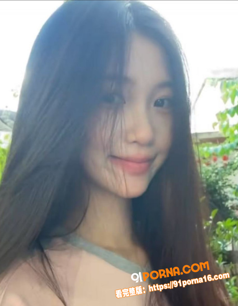 高颜值极品黑丝少妇 外出...（2）