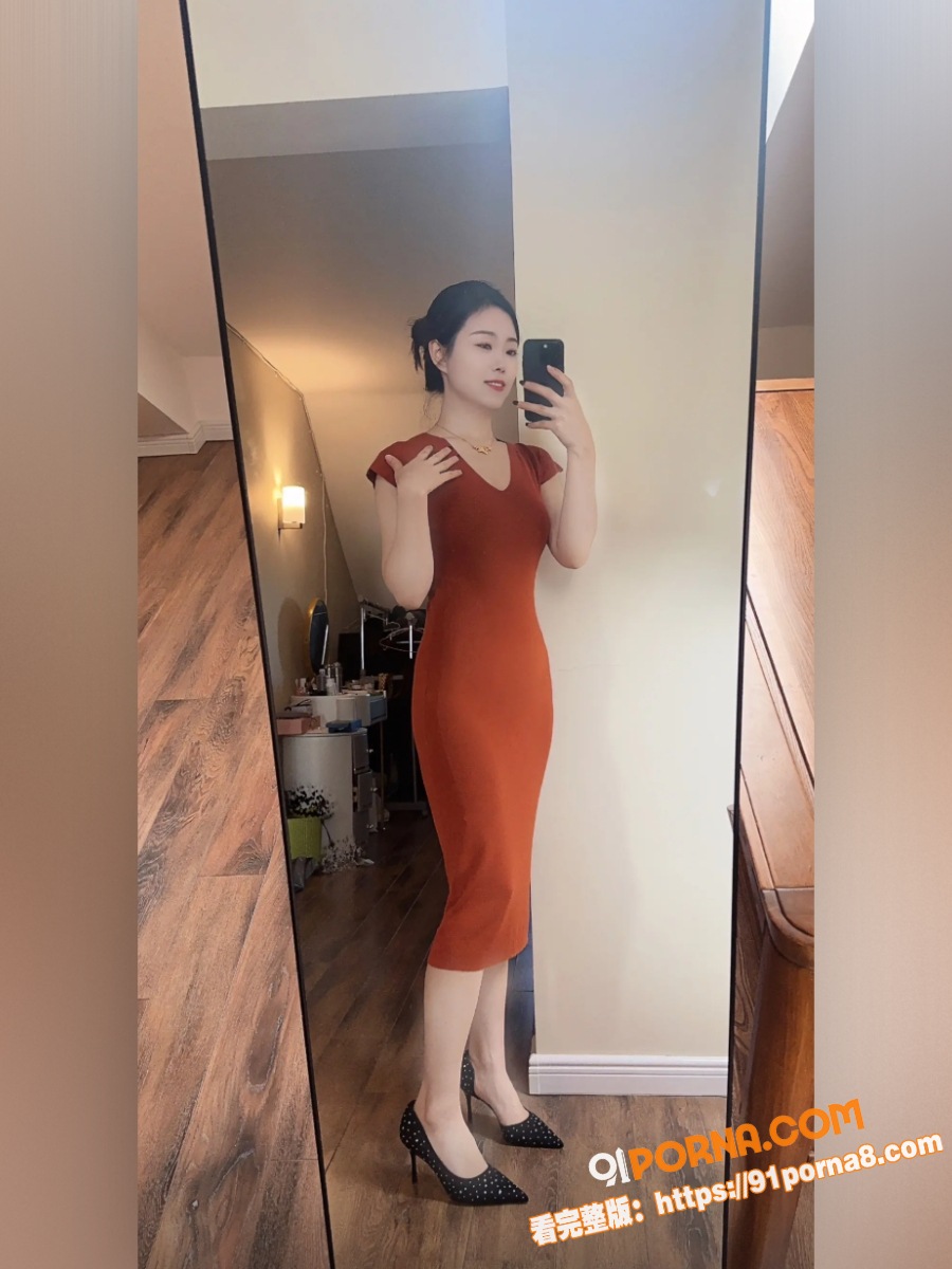 美少妇露脸深喉 烈焰红唇...（3）