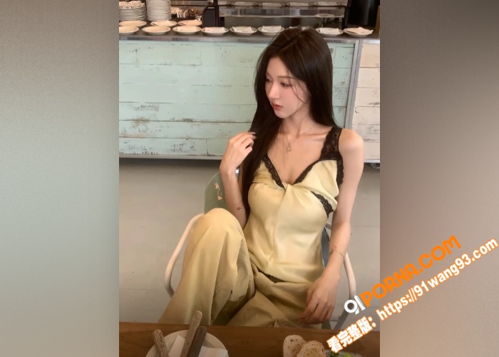 抖音高颜值御姐网红 小m...（5）