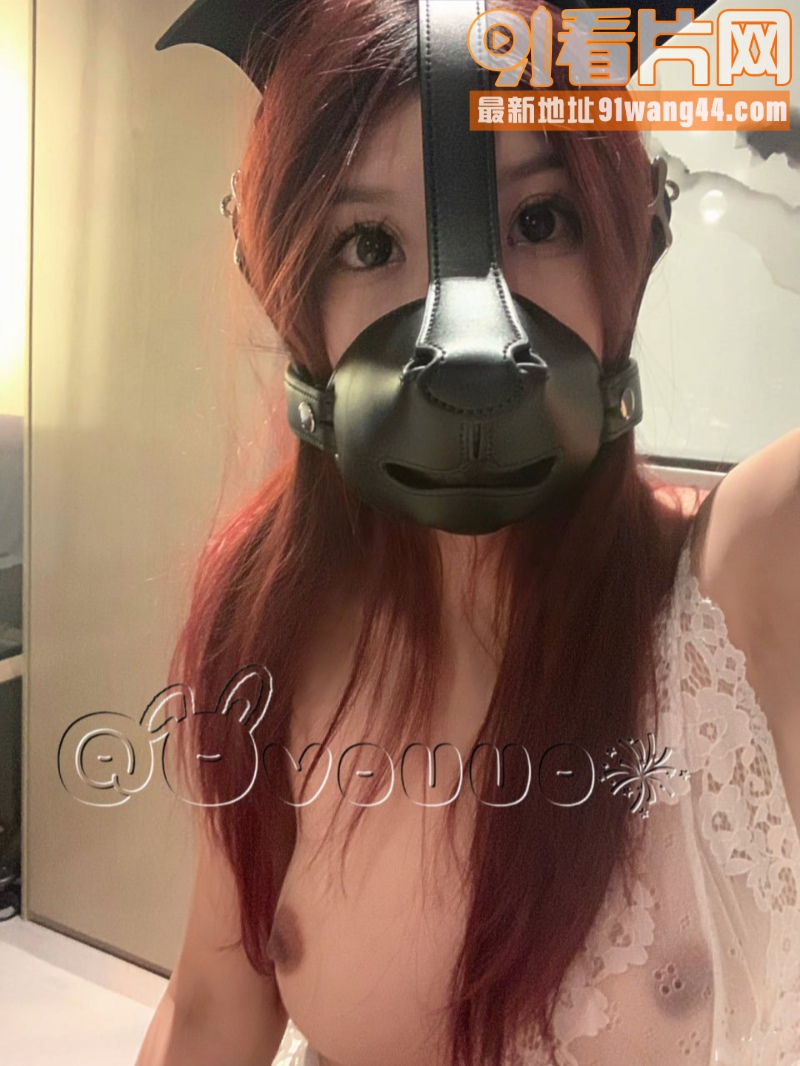 顶级福利姬白虎美女 烟火...（1）