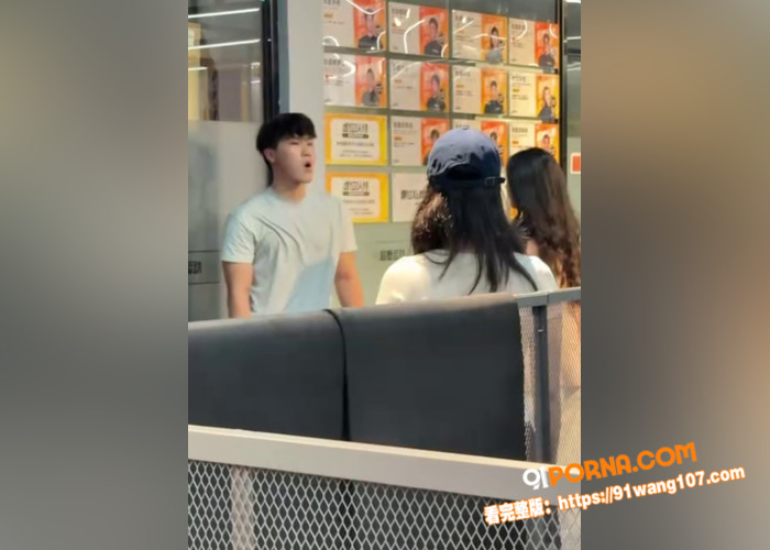 万达鹭港健身房男教练 郭...（5）