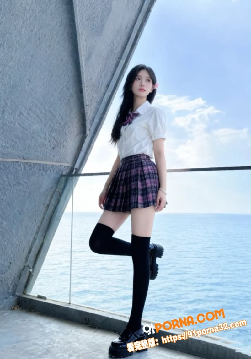 姐姐带闺蜜来家里喝酒 灌...（6）