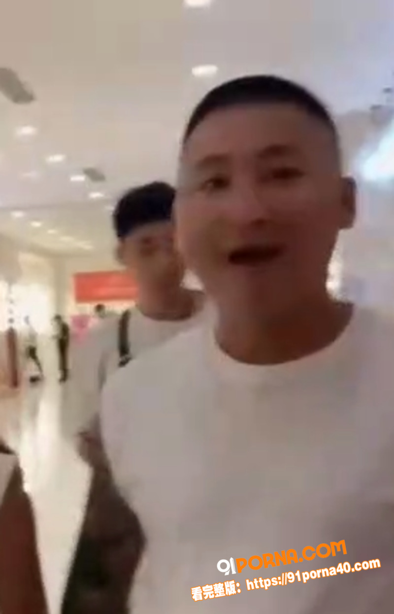 快手女网红 小师妹 被前...（2）