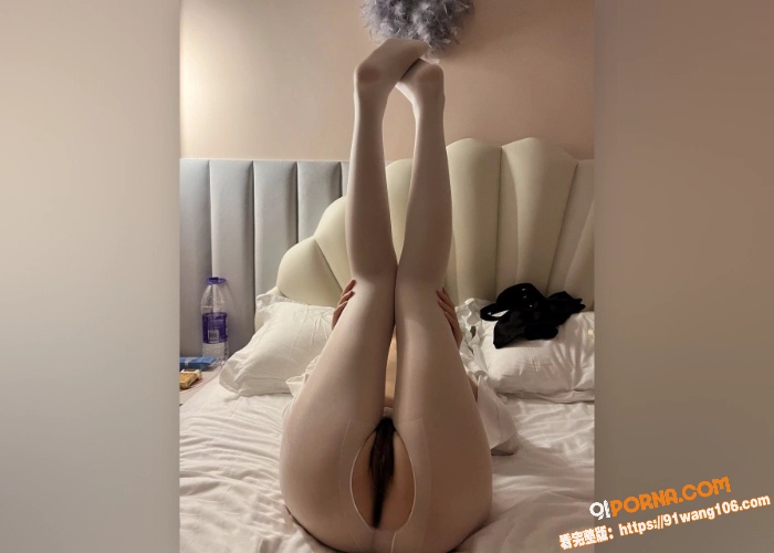 极品绝美学生妹 和男友在...（10）