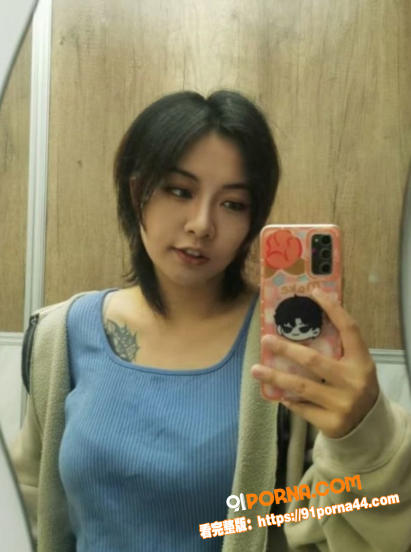 上海巨乳纹身荡妇 刘君铃...（2）
