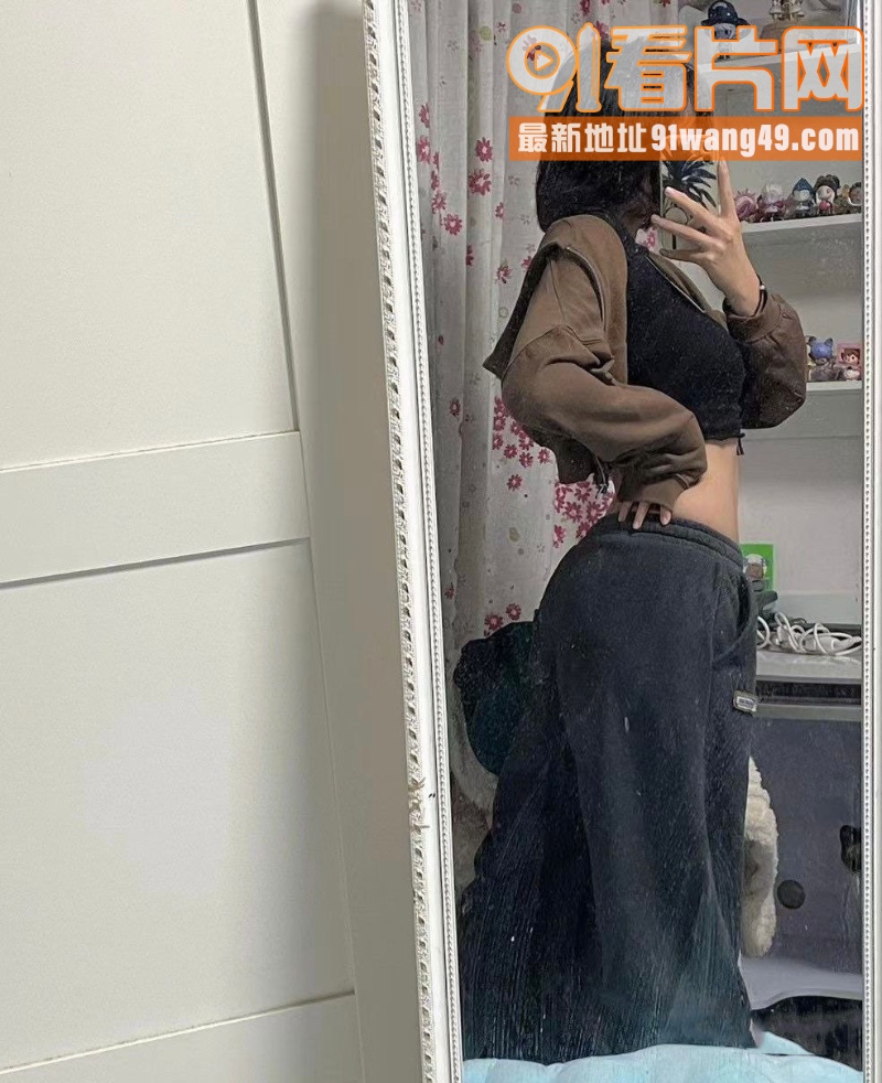 极品学生妹 和男友酒店开...（2）