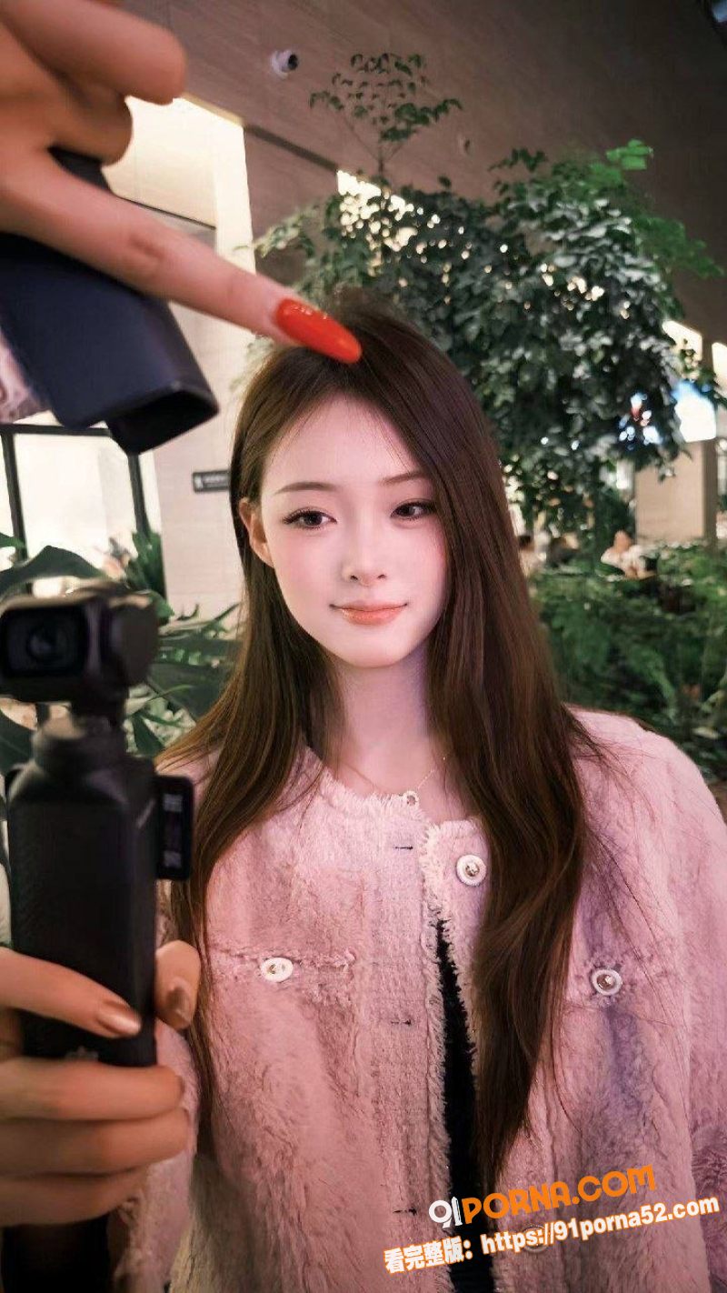 航空学院女大一毕业就被金...（3）