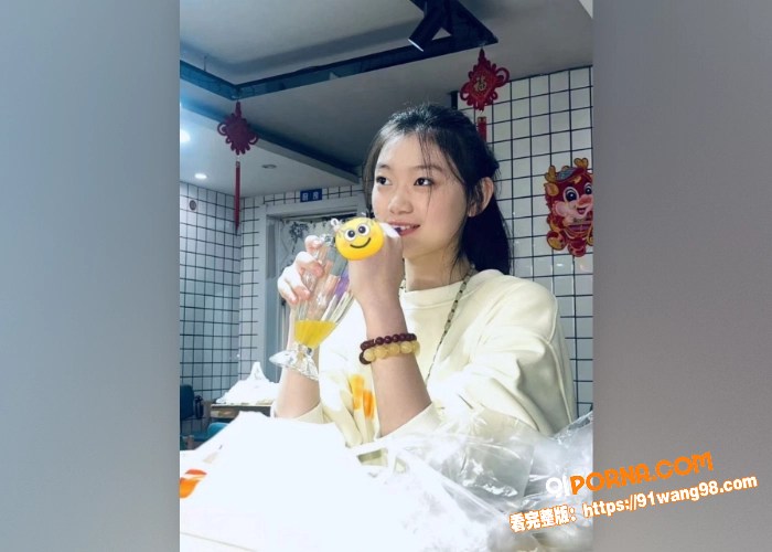 沈阳师范女大学生,一晚五...（1）