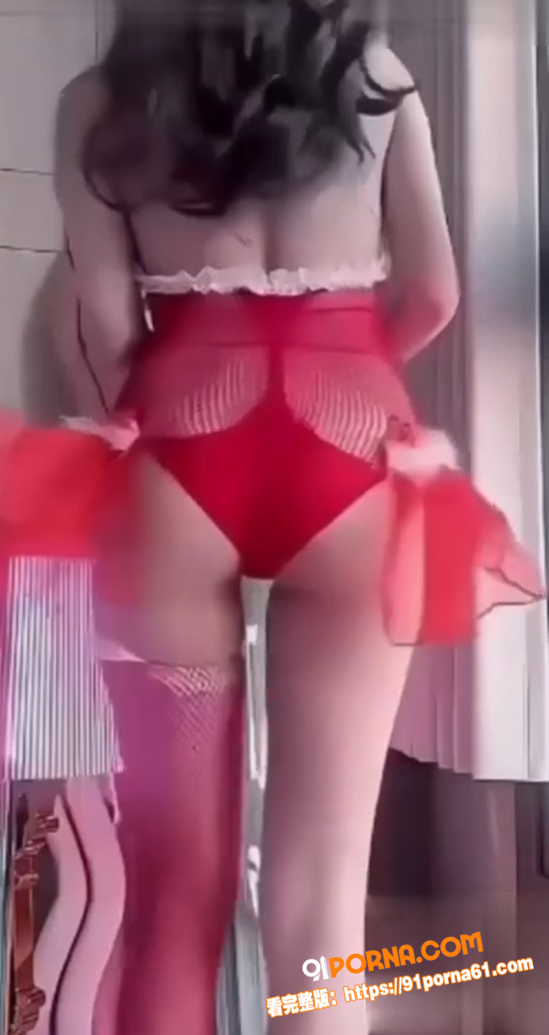 横店极品爆乳甜妹小薇私拍...（7）