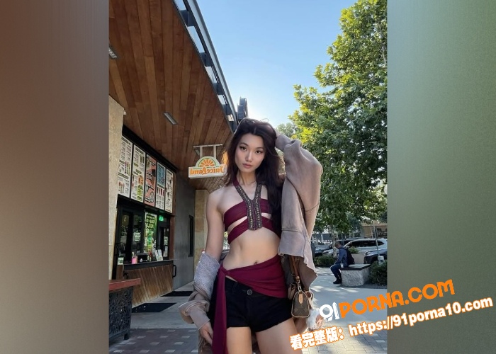 亚裔女大学生lucy m...（1）