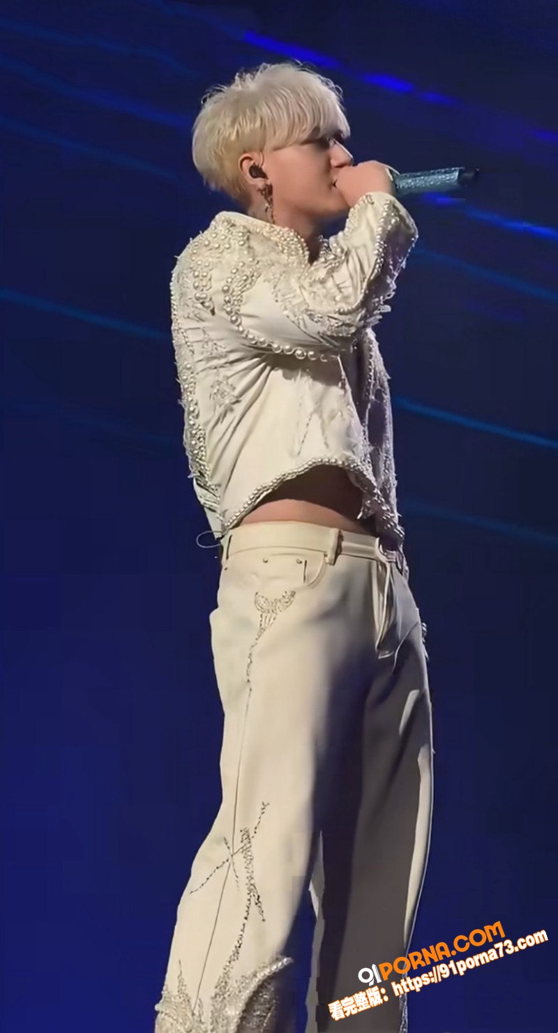 顶流男星 黄子韬 成都演...（4）